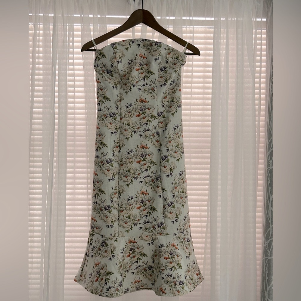 Midi Eva Mendez Dress. Floral size 0.